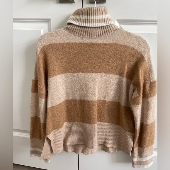 Striped Turtleneck Sweater - J Crew - Size S - Picture 2 of 6